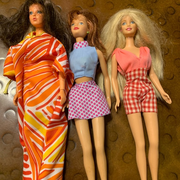 Mattel | Toys | Vintage Barbie Doll Lot Suntan Tuesday Taylor And More Outfits Included | Poshmark